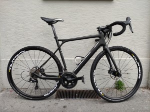 Gt Grade Carbon Pro taglia M/55 Shimano 105 Mavic Crossride